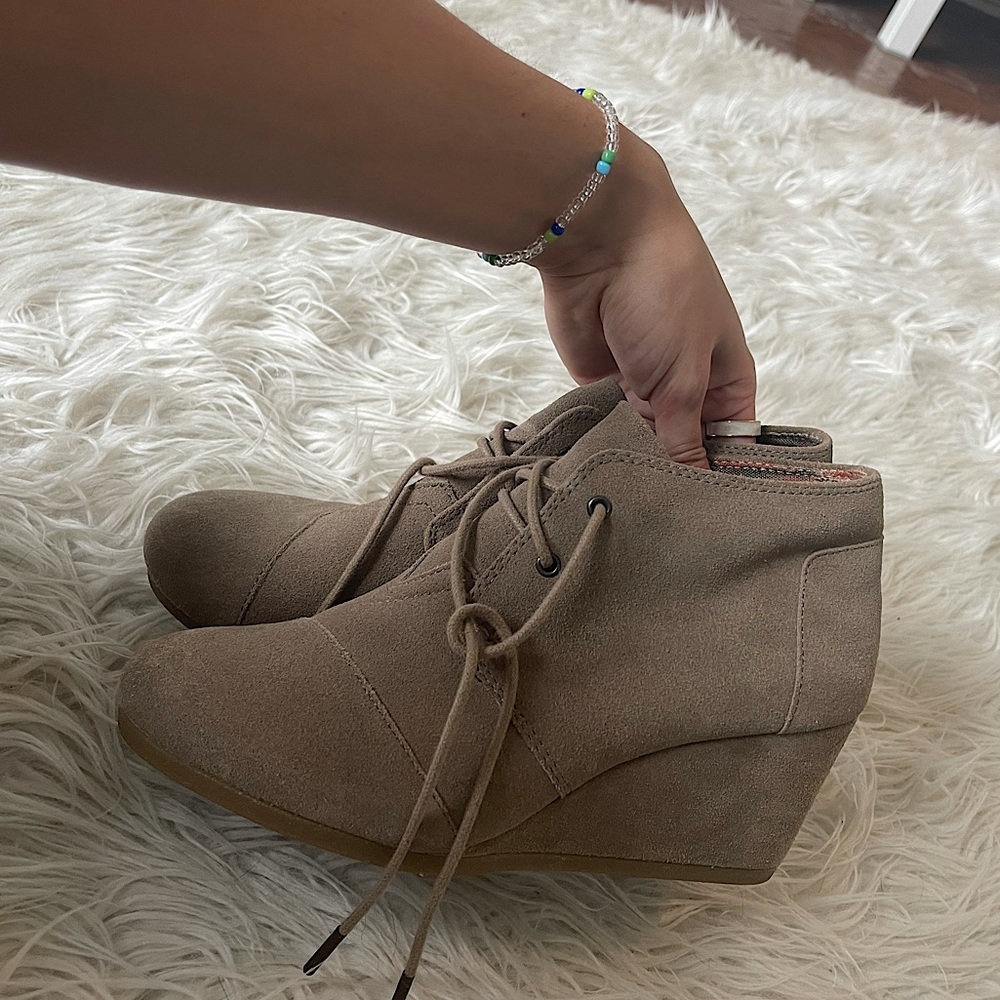 Toms Wedge Boot